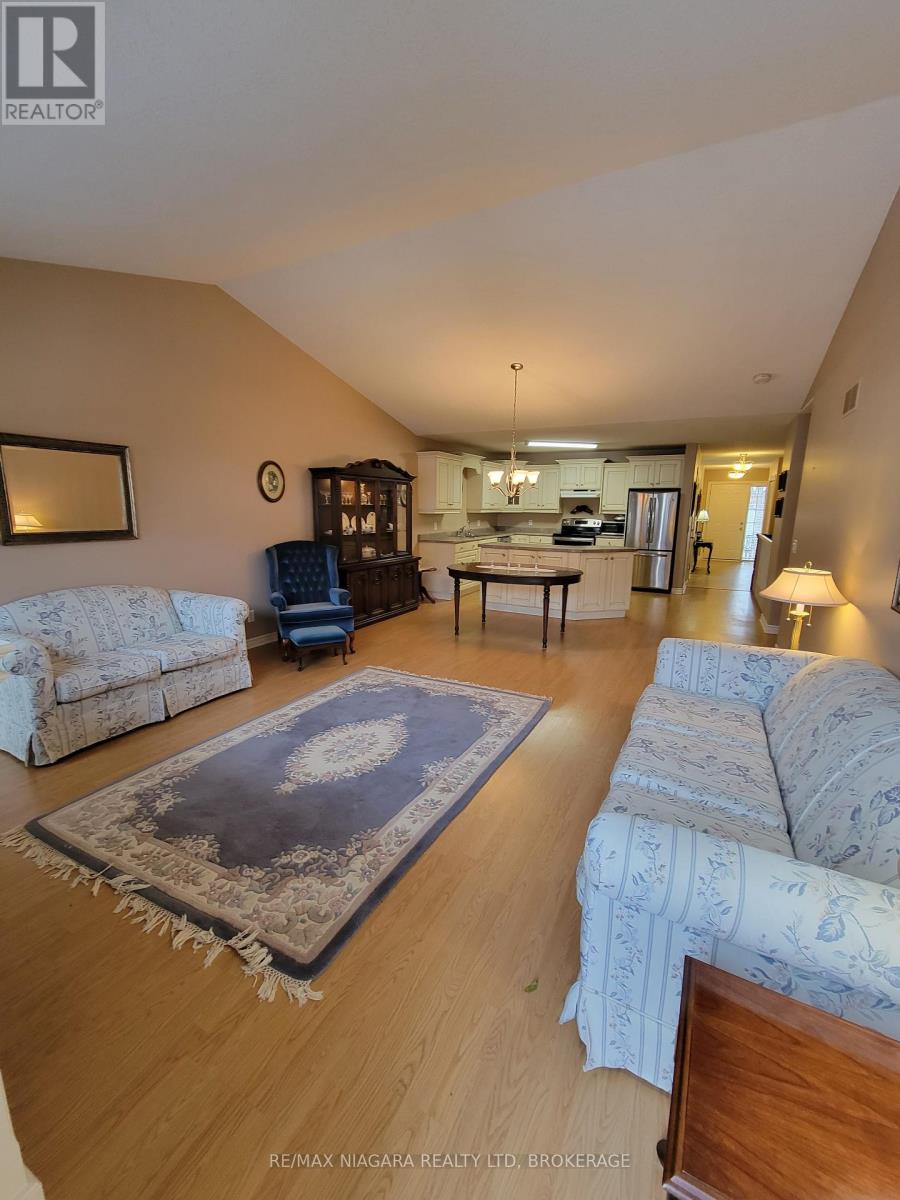 35 - 605 Welland Avenue, St. Catharines (Carlton/bunting), Ontario  L2M 7Z7 - Photo 10 - X11882305