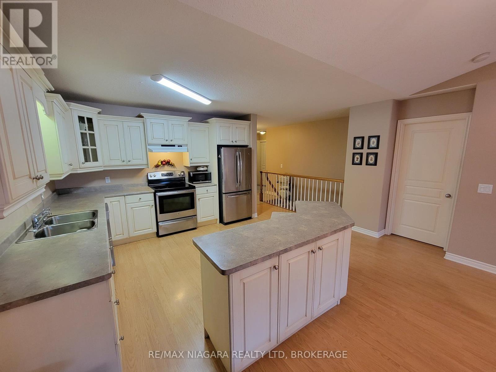 35 - 605 Welland Avenue, St. Catharines (Carlton/bunting), Ontario  L2M 7Z7 - Photo 7 - X11882305