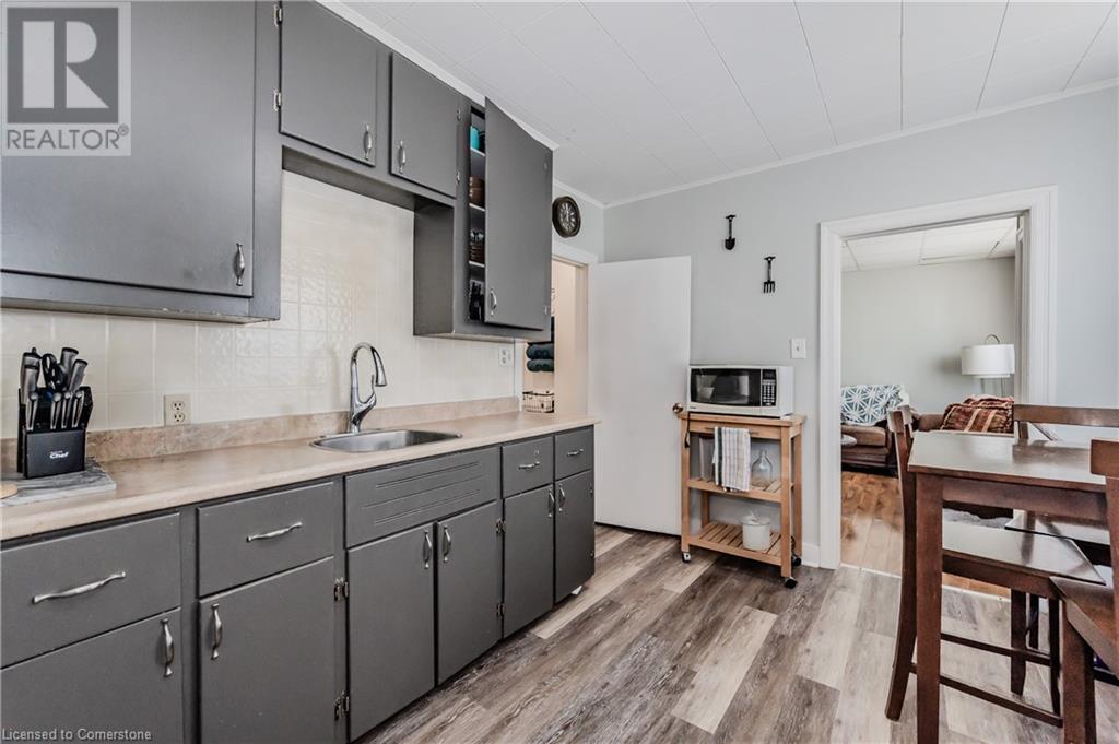 611 Lancaster Street W, Kitchener, Ontario  N2K 1M5 - Photo 8 - 40579509