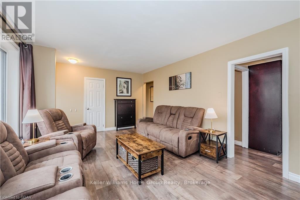 23 Dumbarton StreetGuelph (Waverley), Ontario  N1E 3T4 - Photo 8 - X11822814