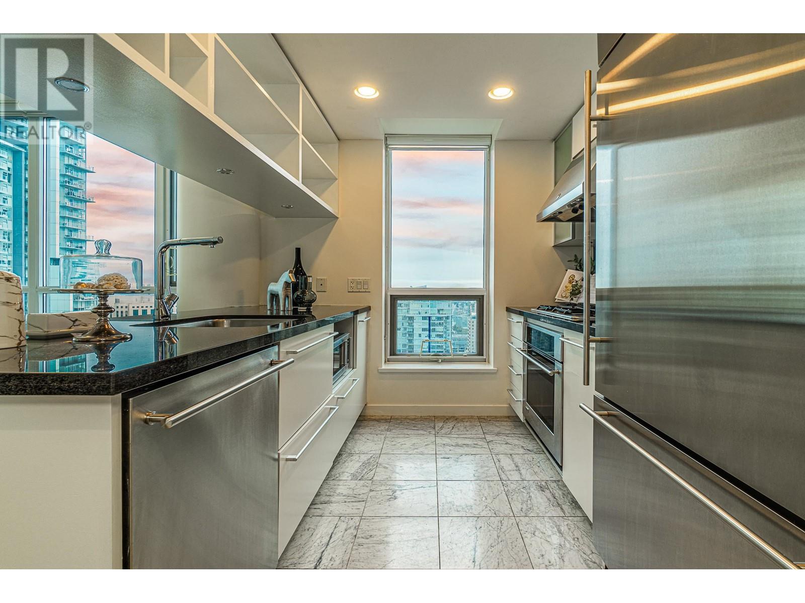 Listing Picture 5 of 29 : 3102 833 SEYMOUR STREET, Vancouver / 溫哥華 - 魯藝地產 Yvonne Lu Group - MLS Medallion Club Member