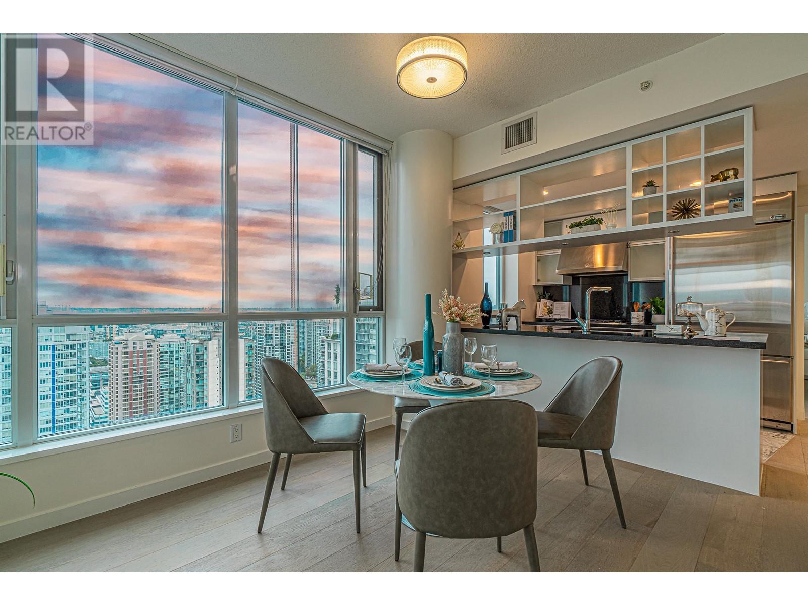 Listing Picture 3 of 29 : 3102 833 SEYMOUR STREET, Vancouver / 溫哥華 - 魯藝地產 Yvonne Lu Group - MLS Medallion Club Member