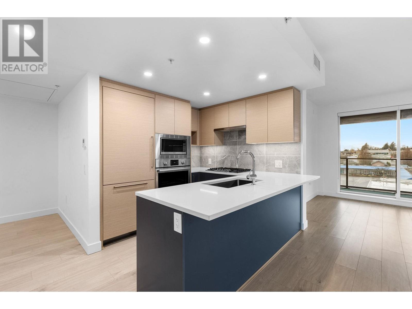 407 8888 Osler Street, Vancouver, British Columbia  V6P 4G2 - Photo 3 - R2949380