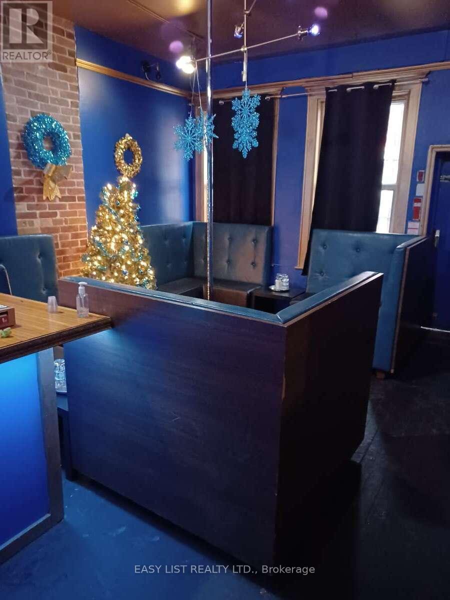 512 Queen Street W, Toronto, Ontario  M5V 2B3 - Photo 13 - C11885935