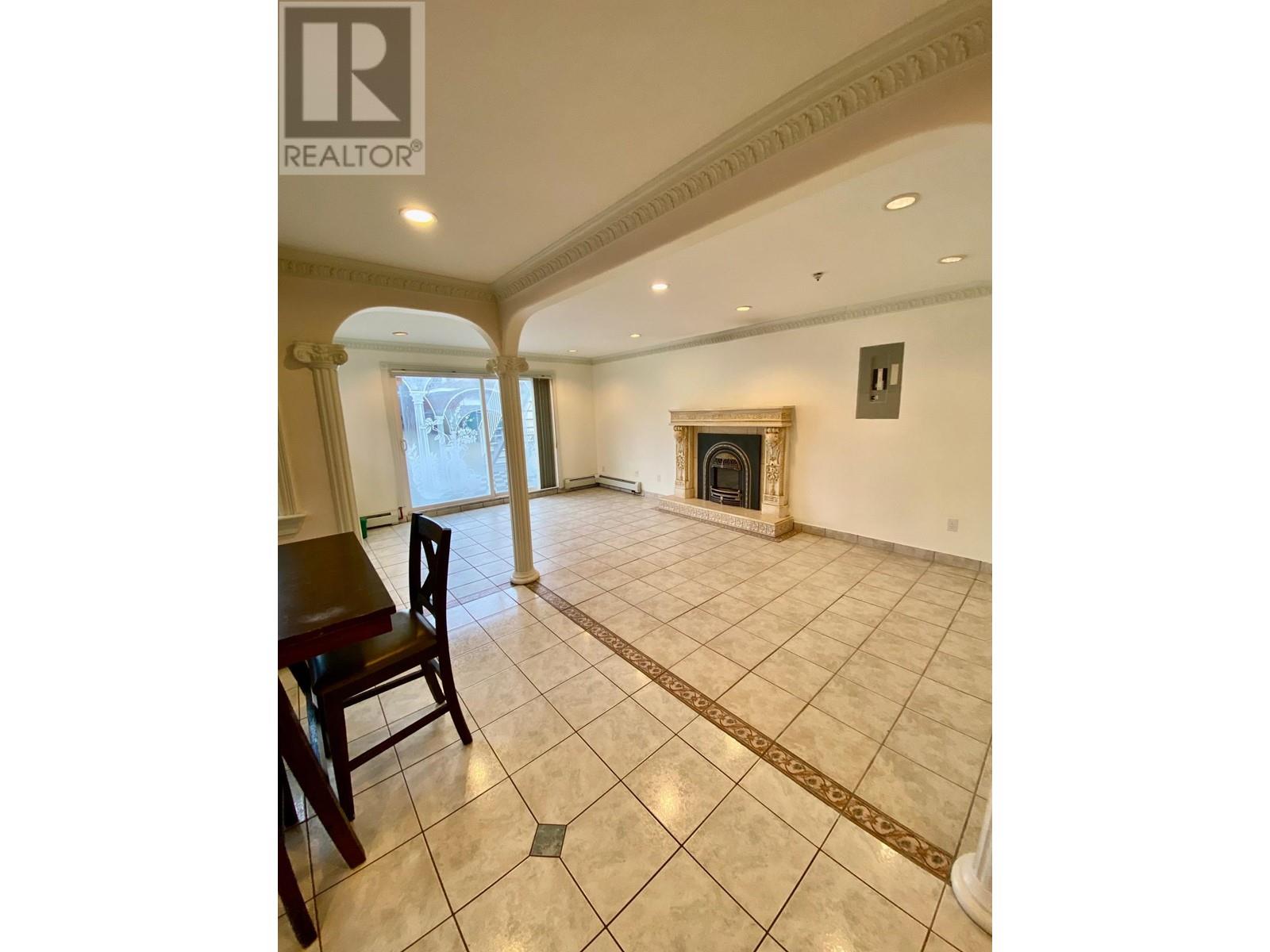 Listing Picture 11 of 17 : 3153 PARKER STREET, Vancouver / 溫哥華 - 魯藝地產 Yvonne Lu Group - MLS Medallion Club Member