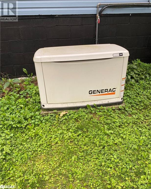 105 Fredrick St Street, Bracebridge, Ontario  P1L 0A1 - Photo 36 - 40684048