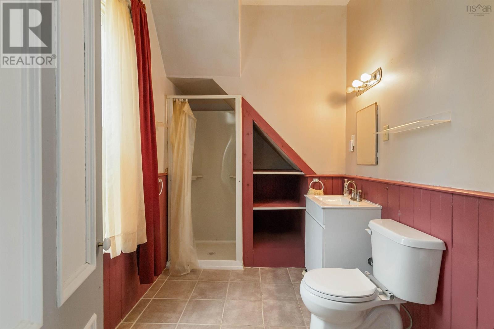 21 John Street, Lockeport, Nova Scotia  B0T 1L0 - Photo 13 - 202427996