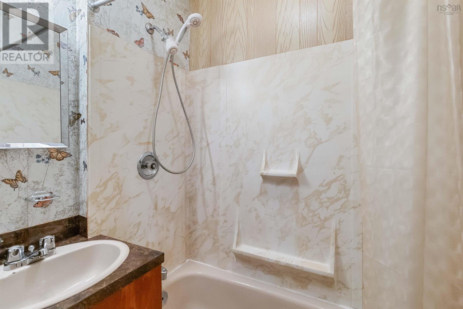 21 John Street, Lockeport, Nova Scotia  B0T 1L0 - Photo 22 - 202427996