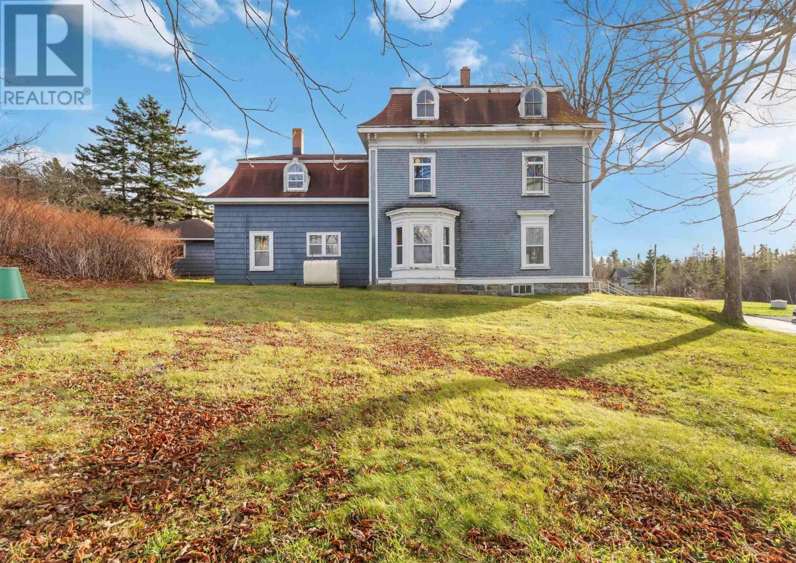 21 John Street, Lockeport, Nova Scotia  B0T 1L0 - Photo 4 - 202427996