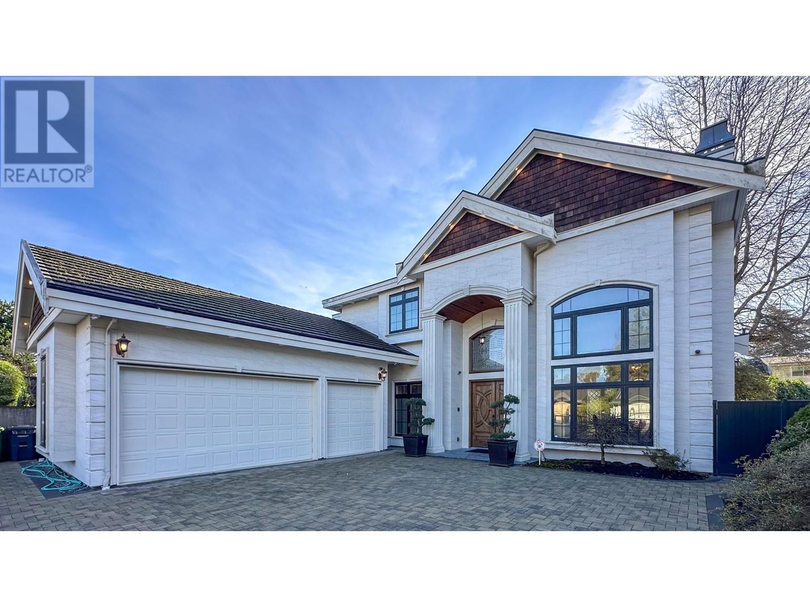 Listing Picture 2 of 40 : 4260 COVENTRY DRIVE, Richmond / 烈治文 - 魯藝地產 Yvonne Lu Group - MLS Medallion Club Member