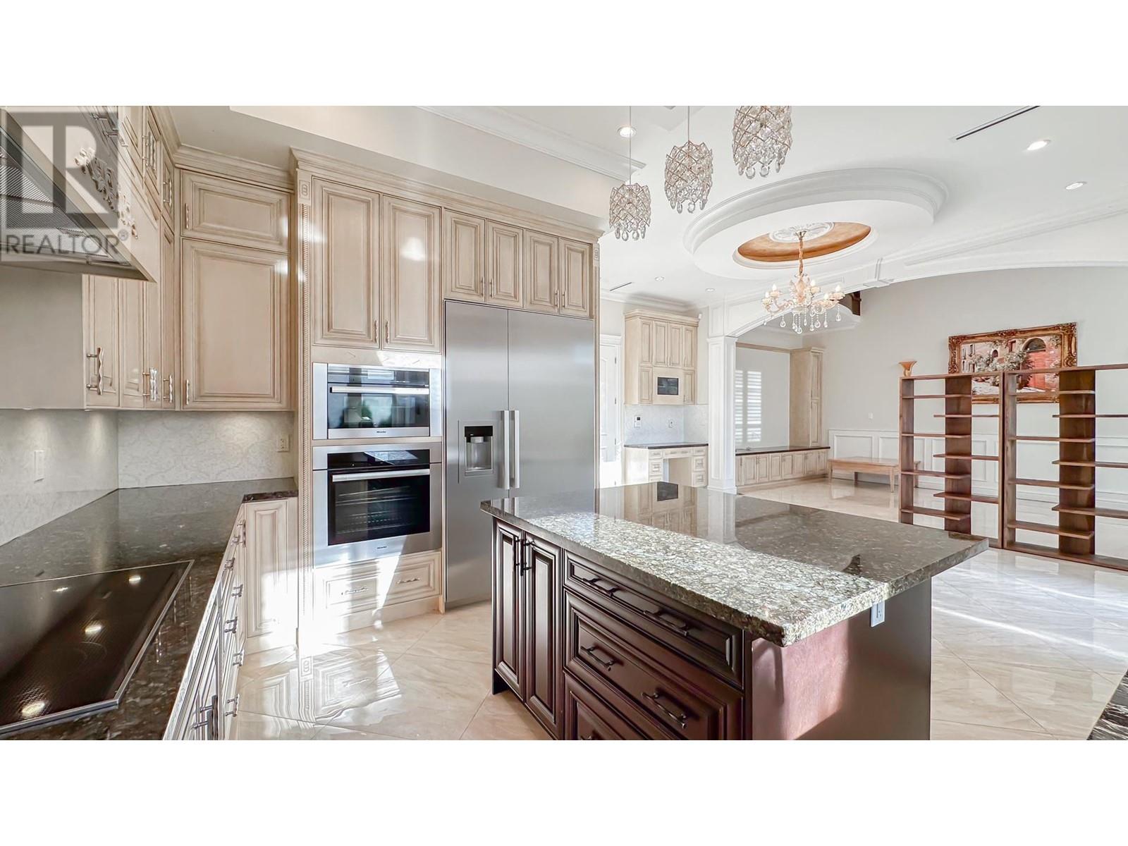 Listing Picture 12 of 40 : 4260 COVENTRY DRIVE, Richmond / 烈治文 - 魯藝地產 Yvonne Lu Group - MLS Medallion Club Member