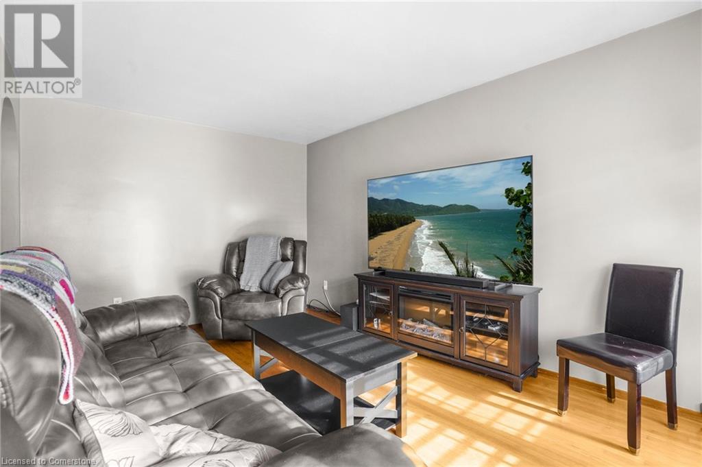 67 Burton Street, Hamilton, Ontario  L8L 3R2 - Photo 6 - 40683687