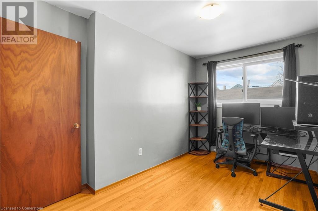 67 Burton Street, Hamilton, Ontario  L8L 3R2 - Photo 17 - 40683687