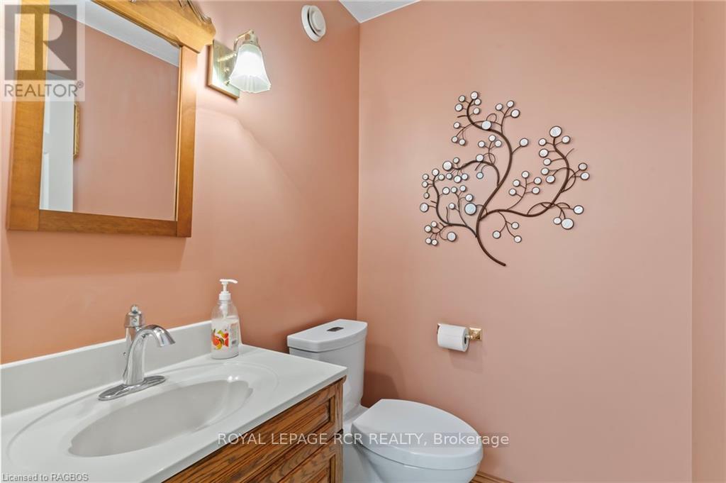 222 2nd Avenue, Hanover, Ontario  N4N 3S2 - Photo 9 - X10847408