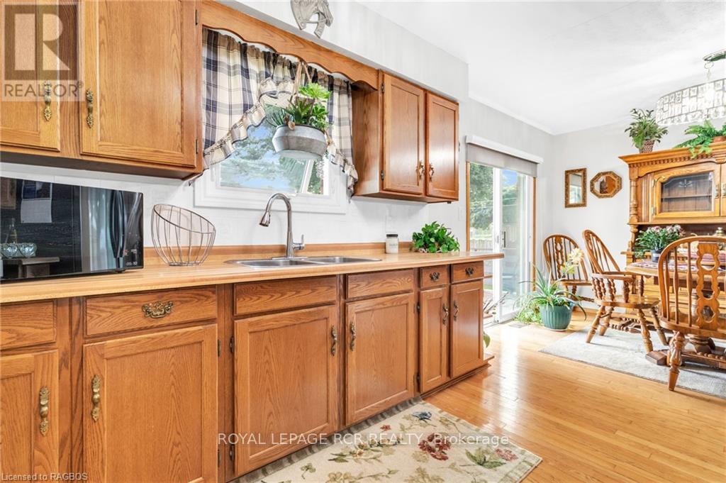 641 21st Avenue A, Hanover, Ontario  N4N 3M2 - Photo 13 - X10848762