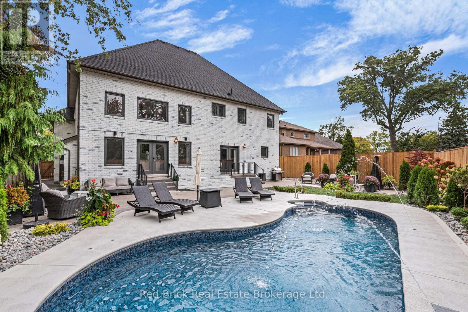 435 COUNTRY CLUB DRIVE, Windsor, Ontario