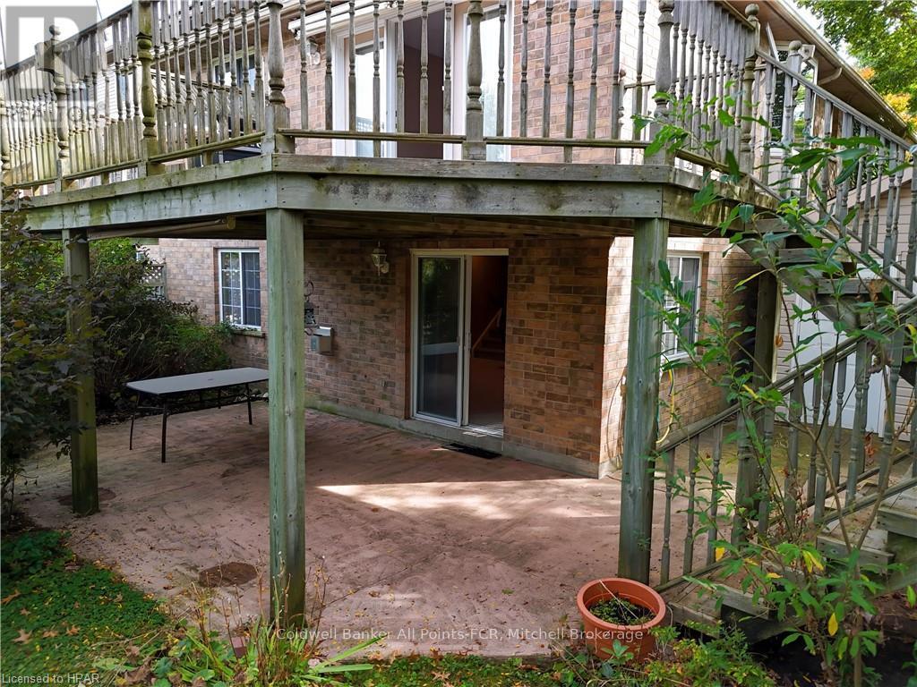 138 Athlone Crescent, Stratford, Ontario  N4Z 1H9 - Photo 4 - X10780606