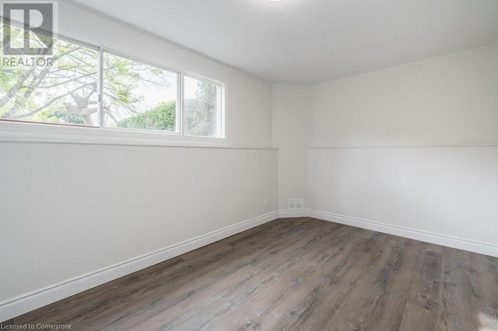 590 Canewood Crescent Unit# Lower, Waterloo, Ontario  N2L 5P5 - Photo 8 - 40684135