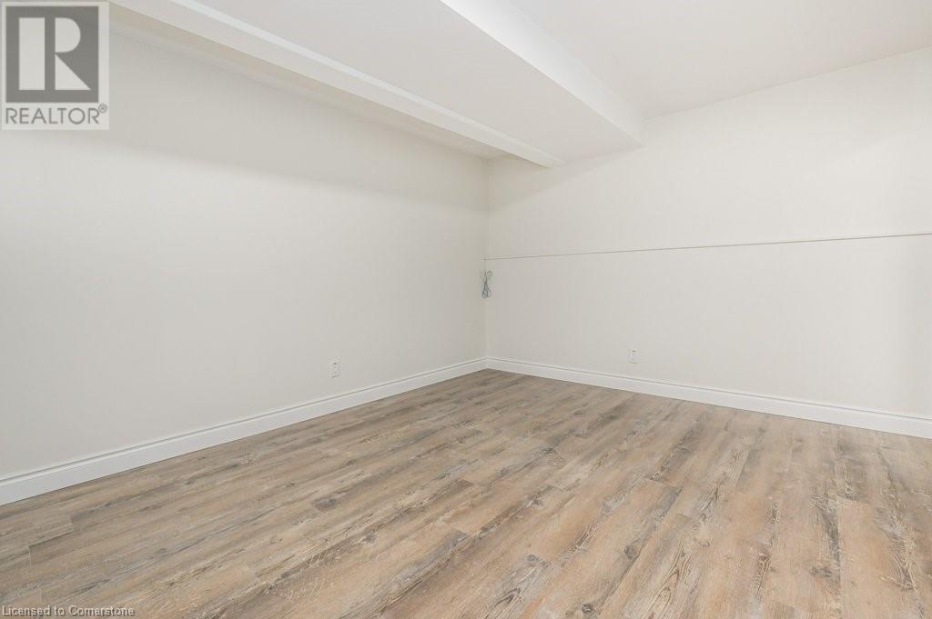 590 Canewood Crescent Unit# Lower, Waterloo, Ontario  N2L 5P5 - Photo 5 - 40684135