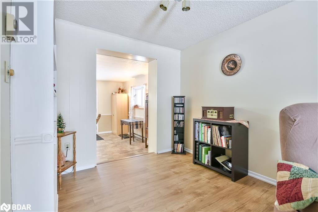 93 Jamieson Crescent, Oro-Medonte, Ontario  L3V 6H8 - Photo 8 - 40684070