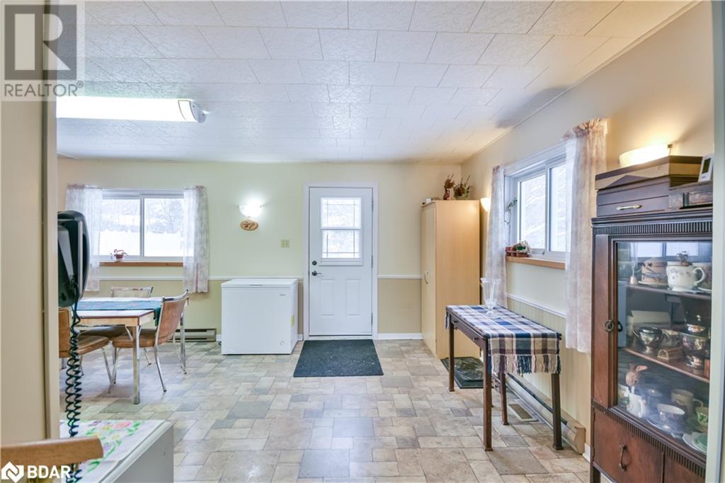 93 Jamieson Crescent, Oro-Medonte, Ontario  L3V 6H8 - Photo 9 - 40684070