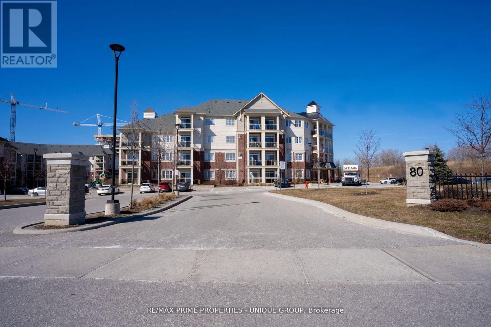 315 - 80 Aspen Springs Drive, Clarington, Ontario  L1C 4Y2 - Photo 1 - E11886232