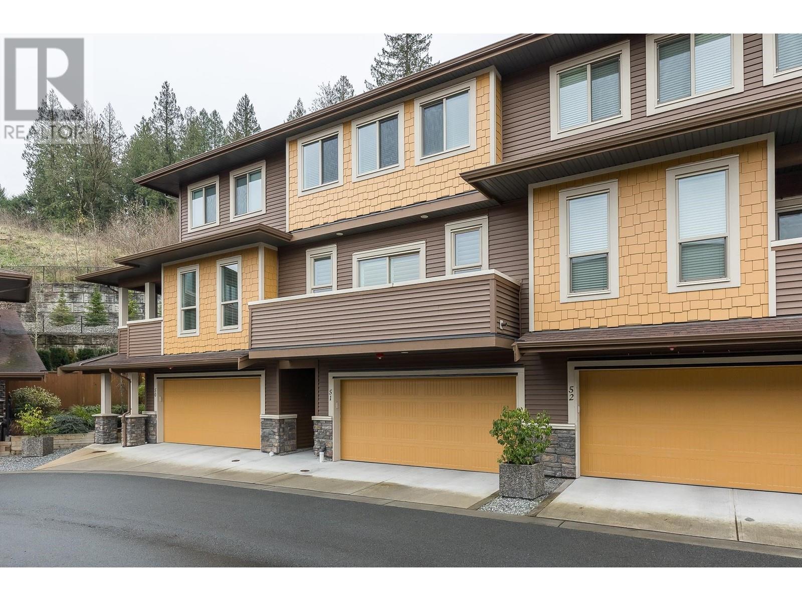 51 10480 248 Street, Maple Ridge, British Columbia V2W 0J4 - Photo 2 - R2946210