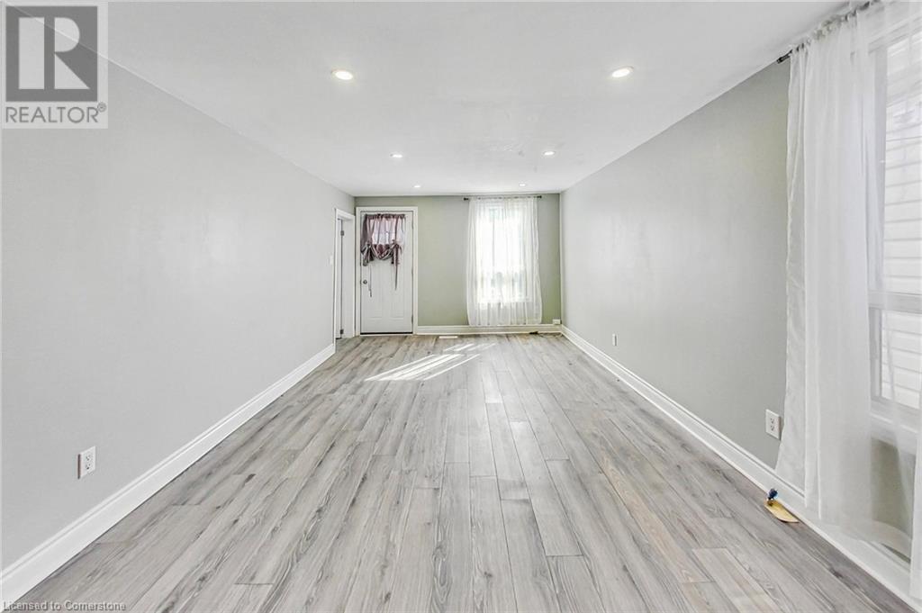 1383 Cannon Street E, Hamilton, Ontario  L8H 1W2 - Photo 6 - 40684052