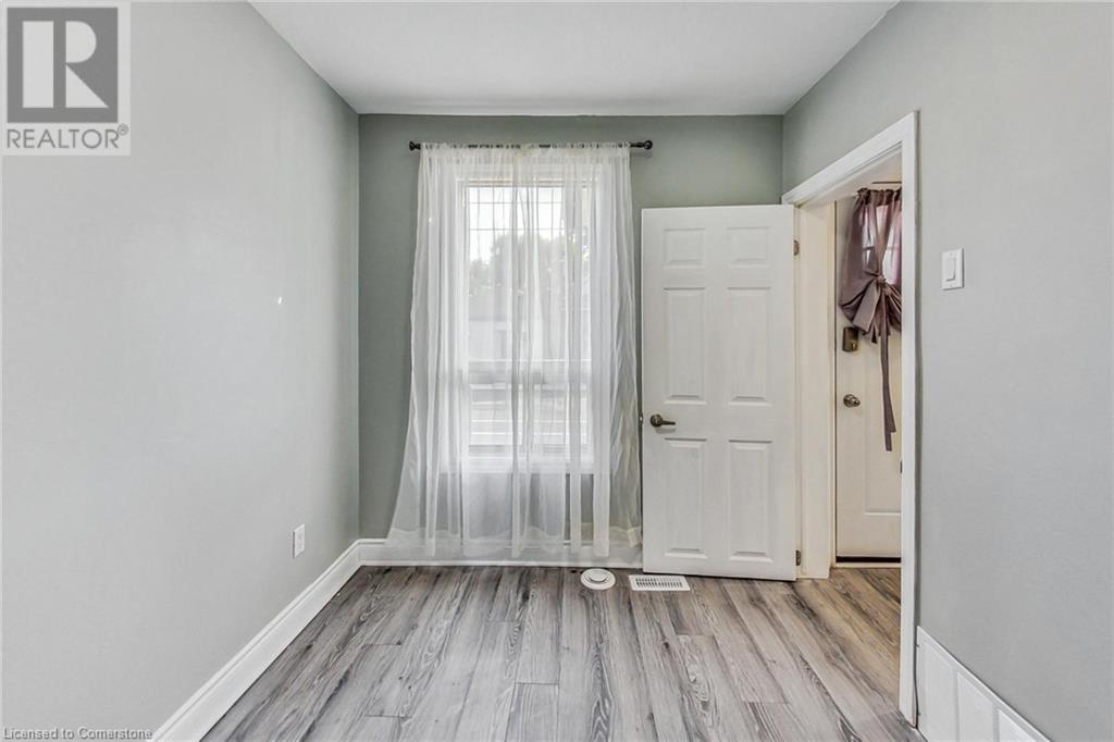 1383 Cannon Street E, Hamilton, Ontario  L8H 1W2 - Photo 15 - 40684052