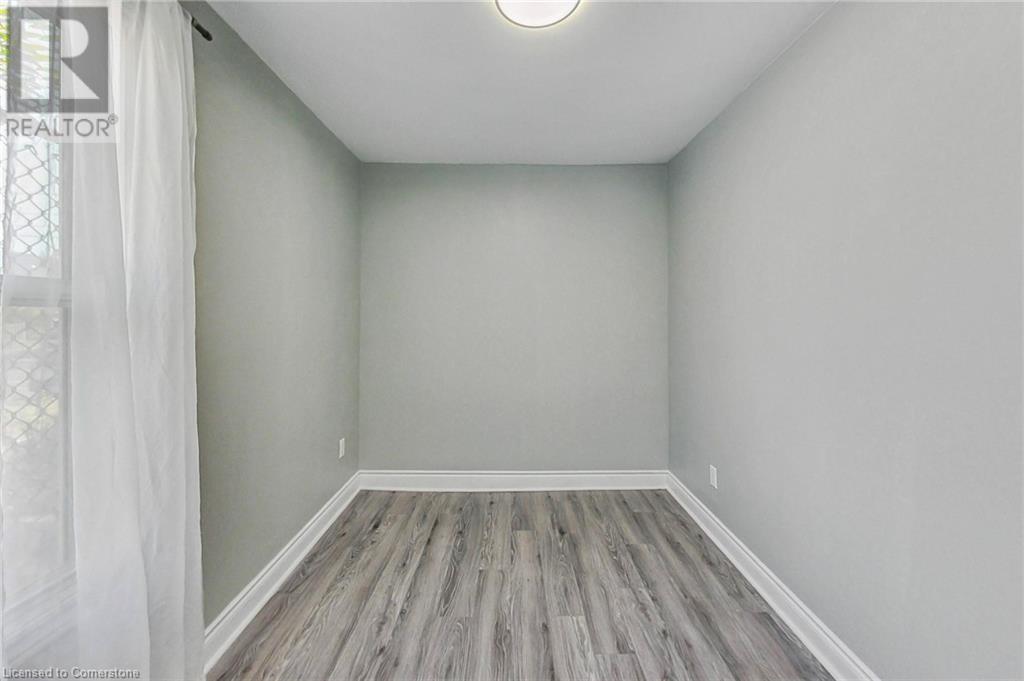 1383 Cannon Street E, Hamilton, Ontario  L8H 1W2 - Photo 12 - 40684052