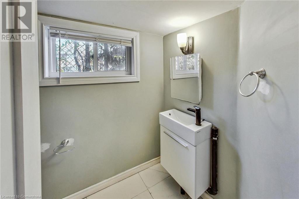 1383 Cannon Street E, Hamilton, Ontario  L8H 1W2 - Photo 22 - 40684052