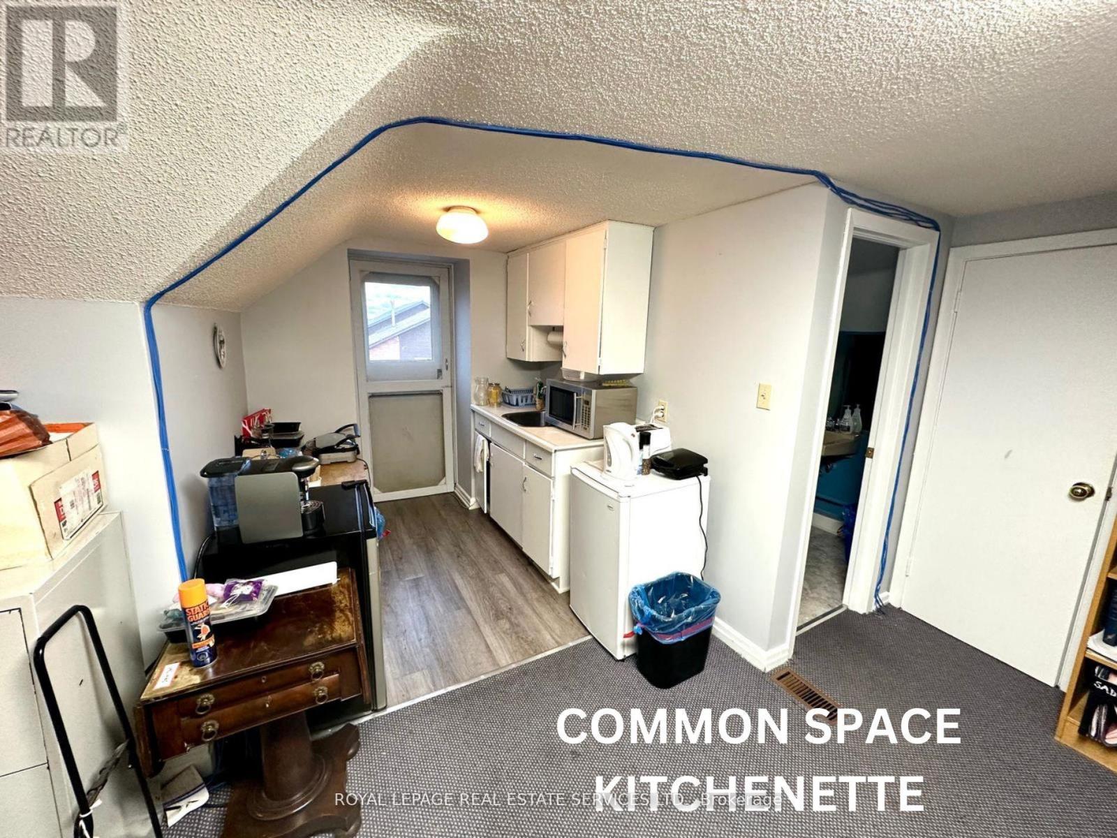 2nd Fl - 268 Main Street N, Brampton, Ontario  L6V 1P5 - Photo 13 - W11886342