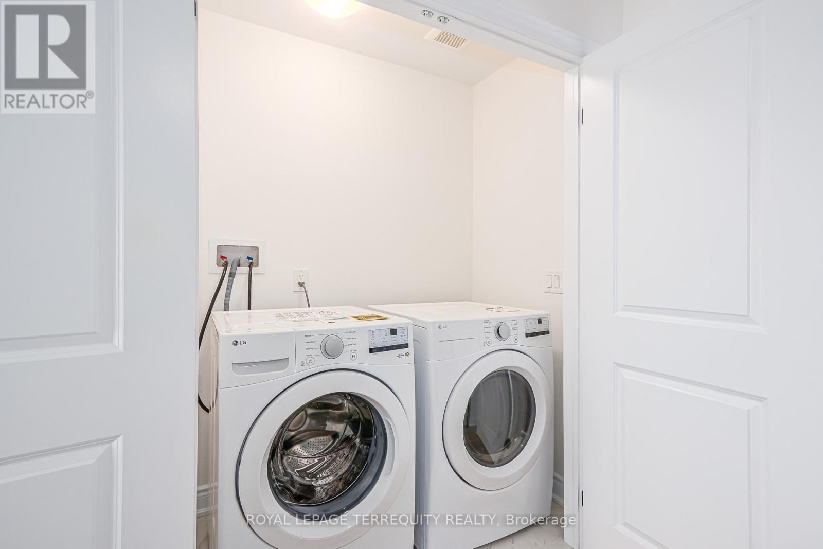21 Mission Street, Wasaga Beach, Ontario  L0M 1S0 - Photo 15 - S11886366