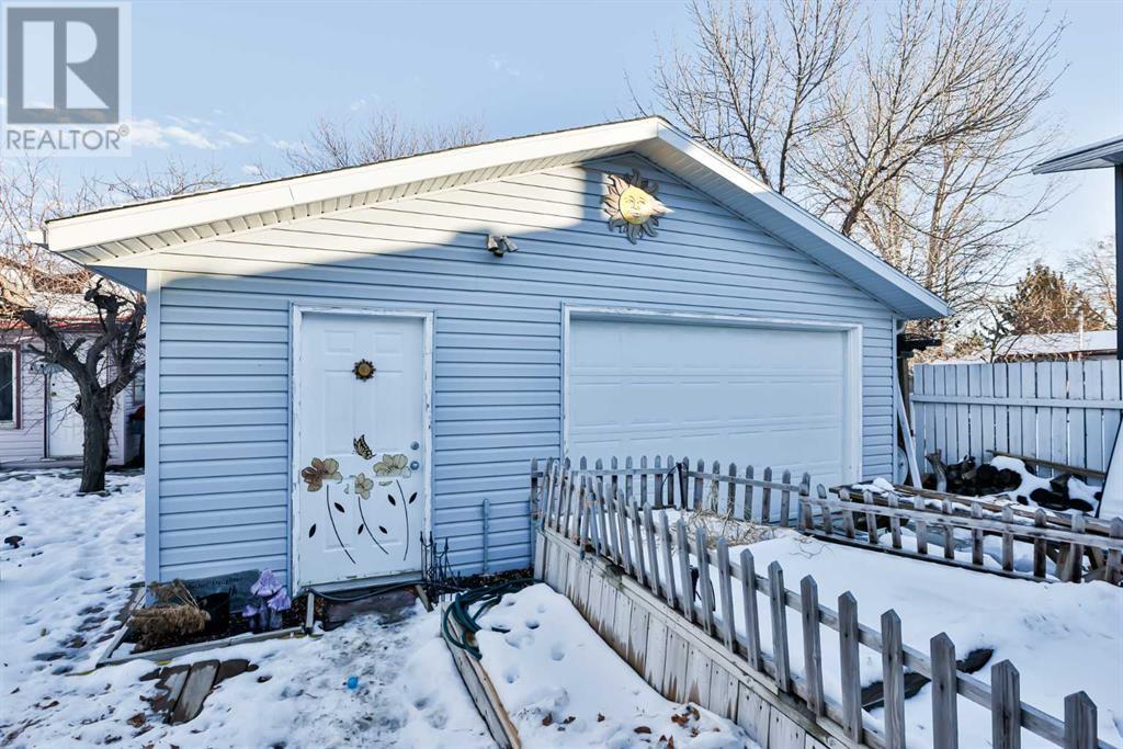 2107 11 Street, Coaldale, Alberta  T1M 1C1 - Photo 29 - A2182356