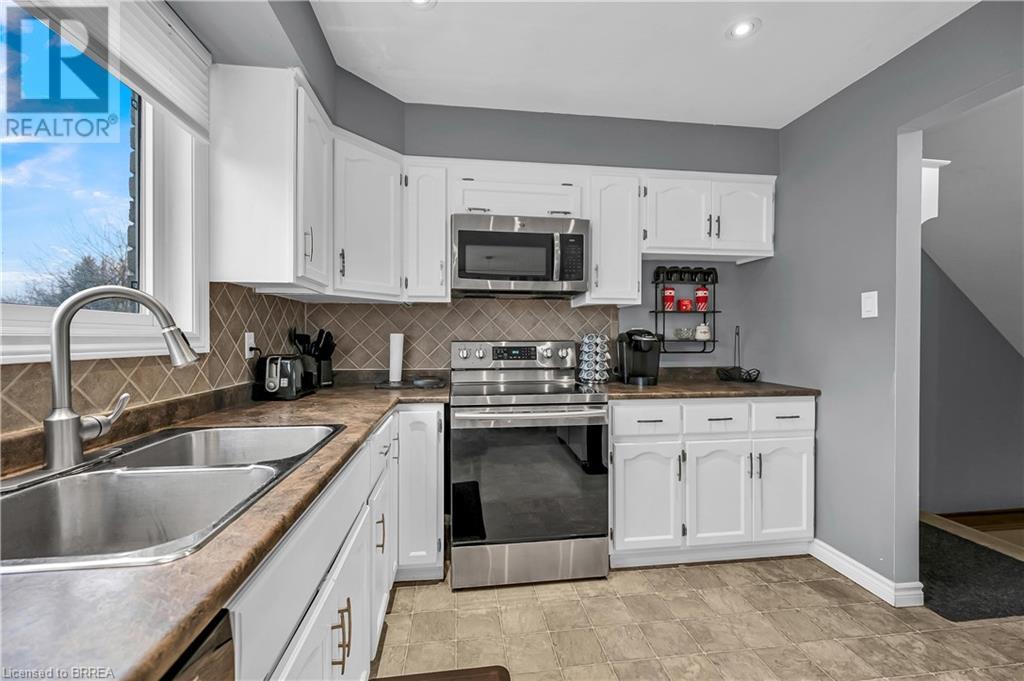 32 Kiev Boulevard, Brantford, Ontario  N3P 1Y8 - Photo 18 - 40680605