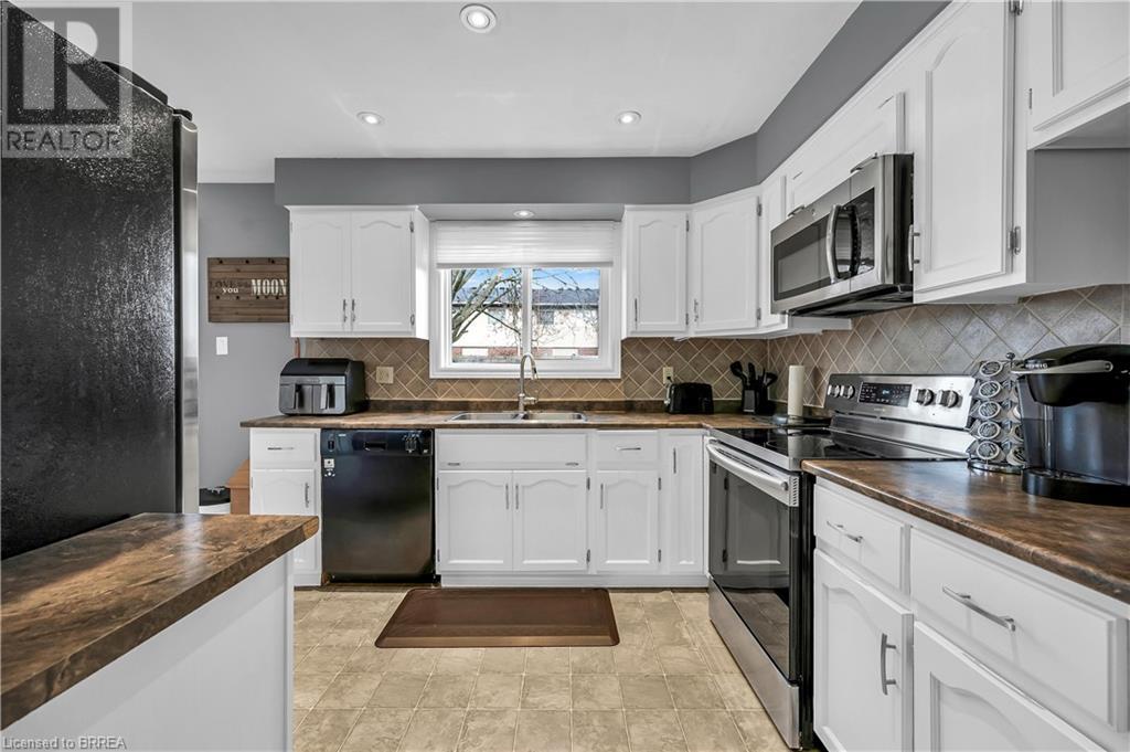 32 Kiev Boulevard, Brantford, Ontario  N3P 1Y8 - Photo 19 - 40680605