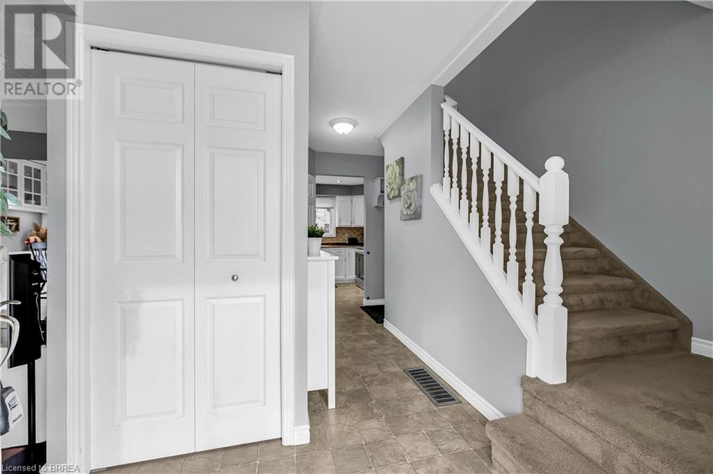 32 Kiev Boulevard, Brantford, Ontario  N3P 1Y8 - Photo 6 - 40680605