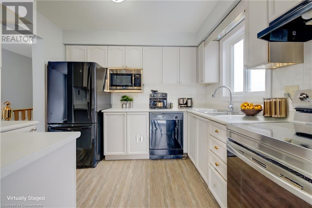 140 Poplar DriveCambridge, Ontario  N3C 4B2 - Photo 7 - 40675139