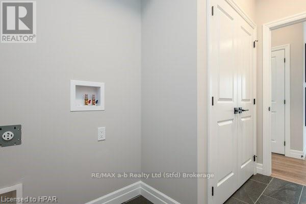 6 Diamond Street, East Zorra-Tavistock, Ontario  N0B 2R0 - Photo 25 - X11880207