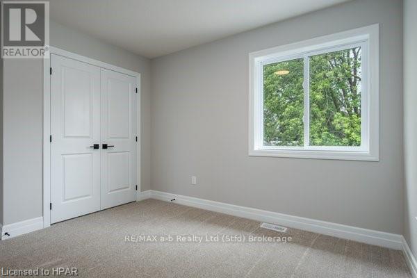 6 Diamond Street, East Zorra-Tavistock, Ontario  N0B 2R0 - Photo 35 - X11880207