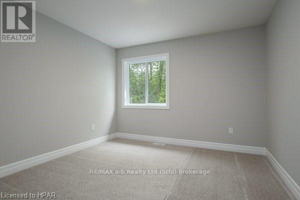 6 Diamond Street, East Zorra-Tavistock, Ontario  N0B 2R0 - Photo 37 - X11880207