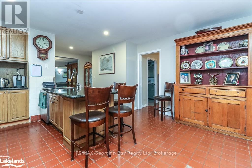 392 William Street, Tay, Ontario  L0K 2A0 - Photo 15 - S10896160