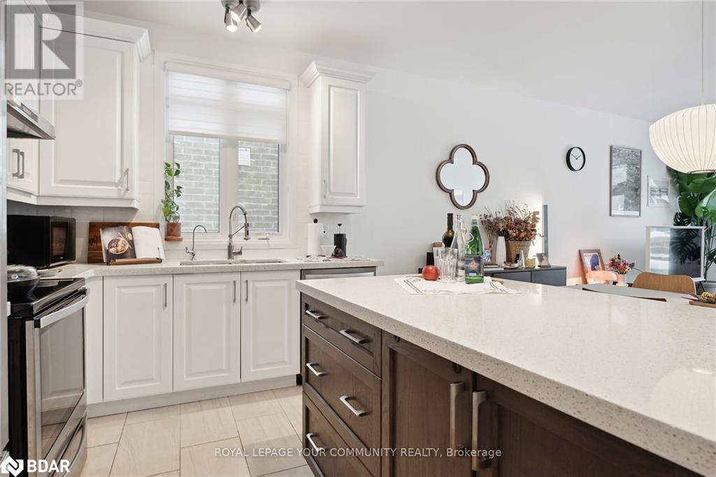 33 Mabern Street, Barrie, Ontario  L9J 0H9 - Photo 10 - 40684158