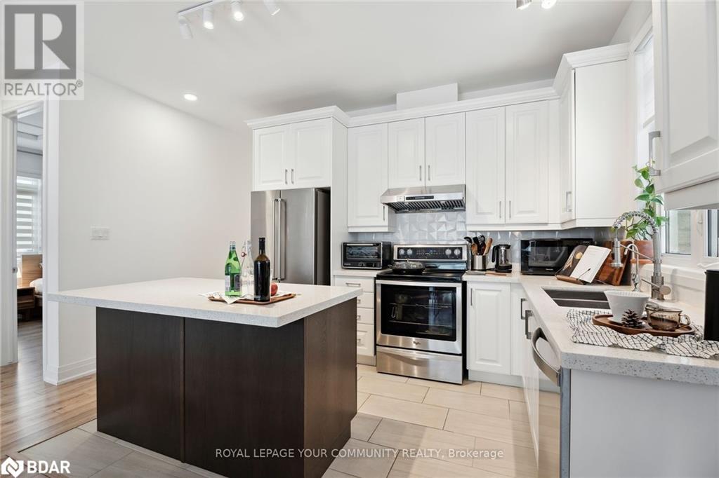 33 Mabern Street, Barrie, Ontario  L9J 0H9 - Photo 12 - 40684158