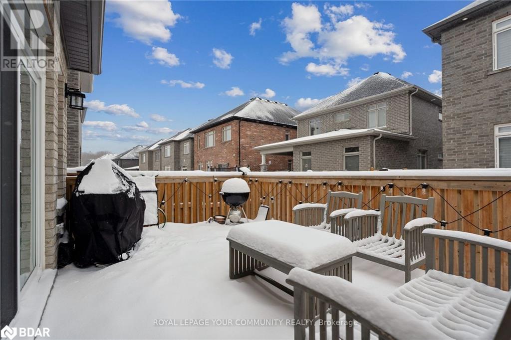 33 Mabern Street, Barrie, Ontario  L9J 0H9 - Photo 32 - 40684158