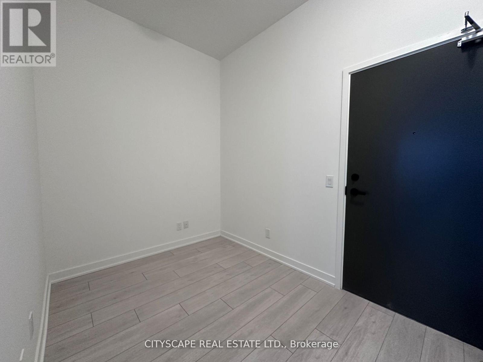 809 - 2033 Kennedy, Toronto, Ontario  M1T 0B9 - Photo 2 - E11886480