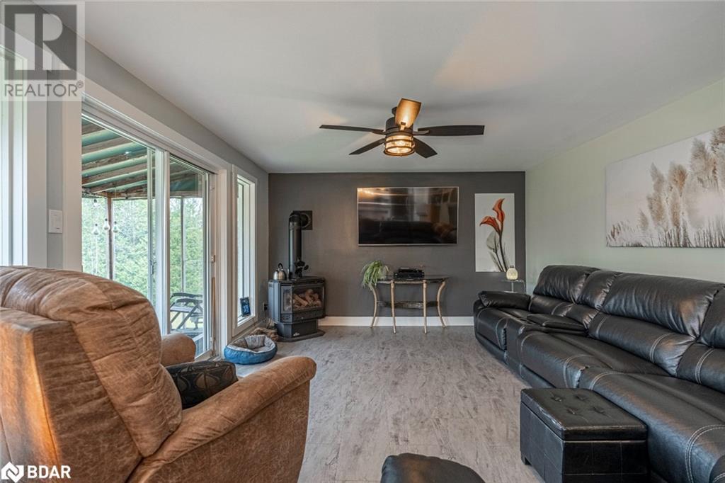 6835 Highway 93, Tay, Ontario  L0K 2E0 - Photo 4 - 40679962