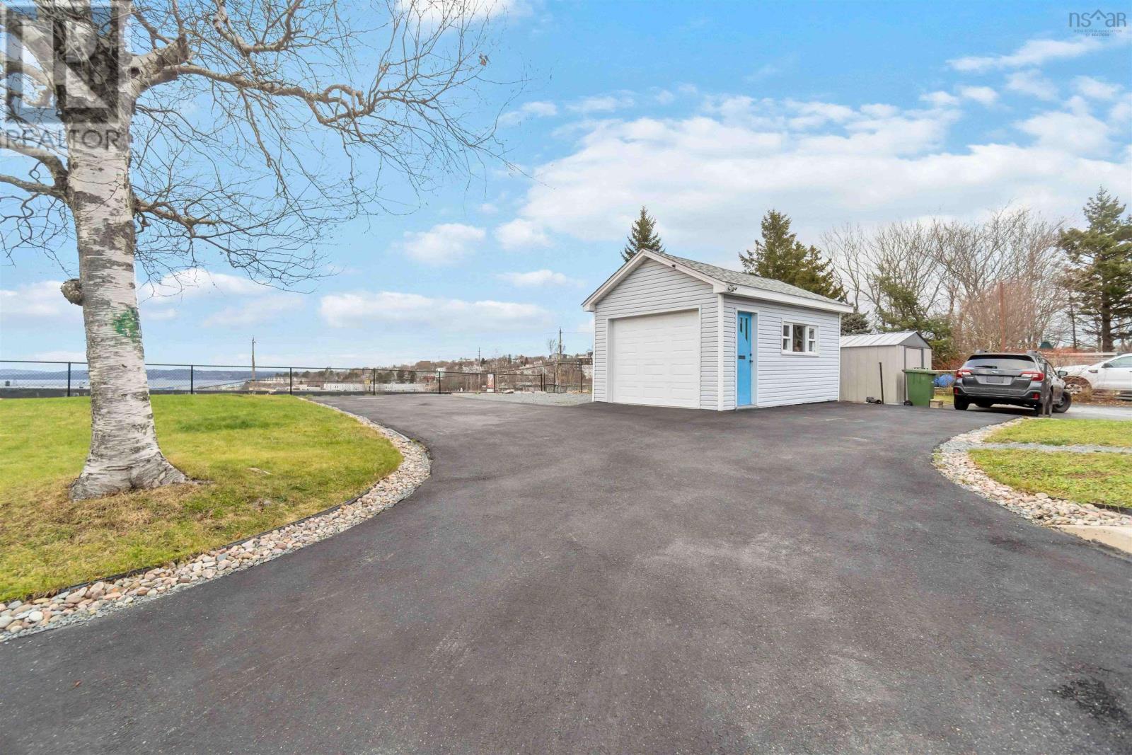 3569 Windsor Street, Halifax, Nova Scotia  B3K 5G7 - Photo 3 - 202428023