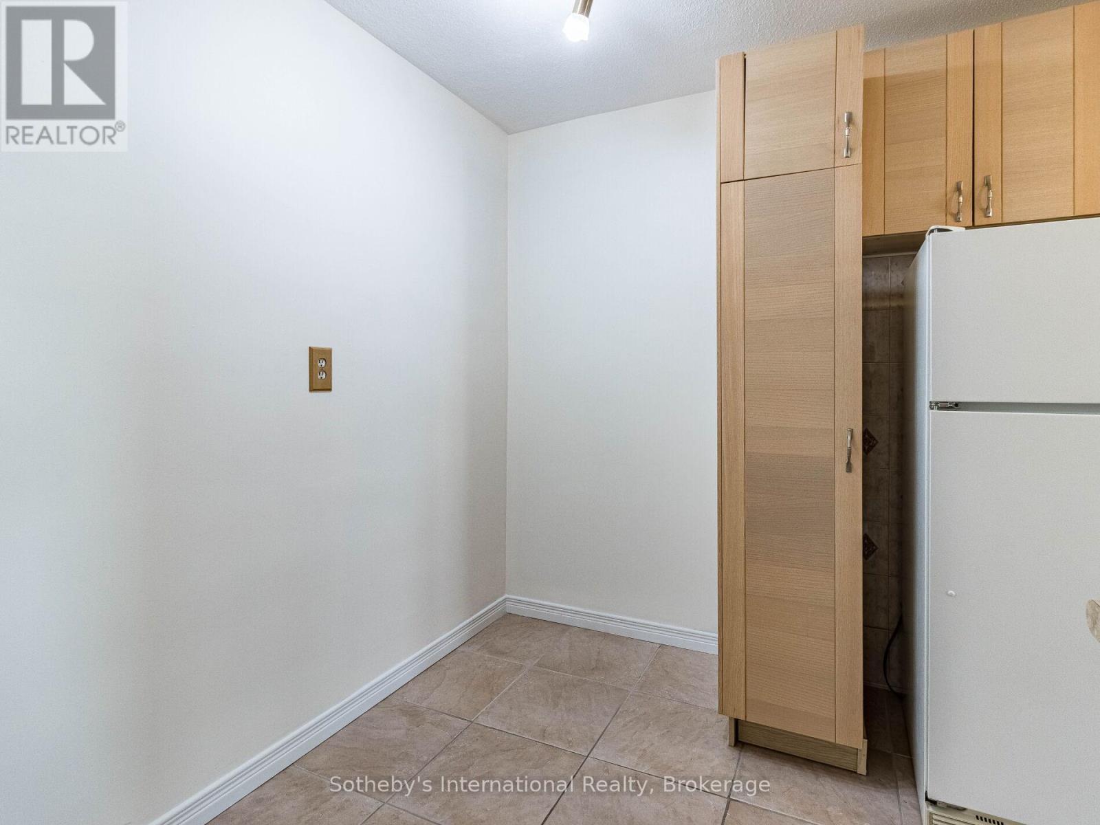 1110 - 3120 Kirwin Avenue, Mississauga, Ontario  L5A 3R2 - Photo 17 - W11886542