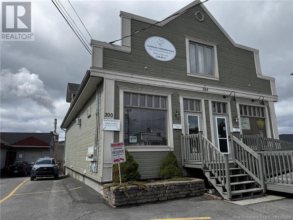 300 Victoria Street, Edmundston, New Brunswick  E3V 2J6 - Photo 2 - NB110156